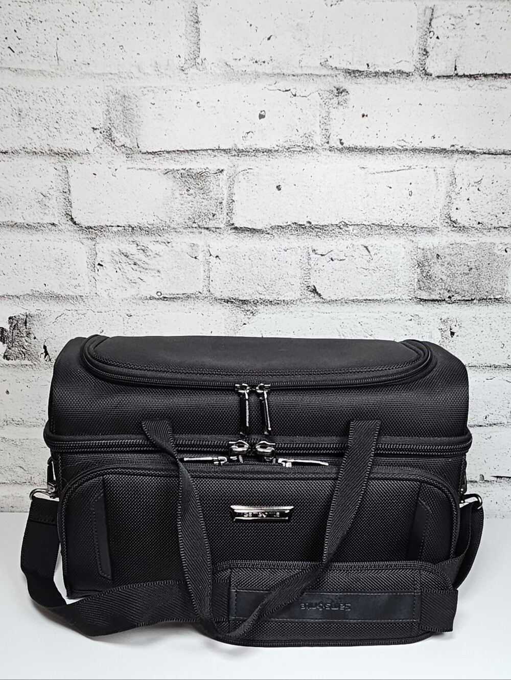 Samsonite Black Insulated Travel Cooler Bag Shoulder Carry On Tote